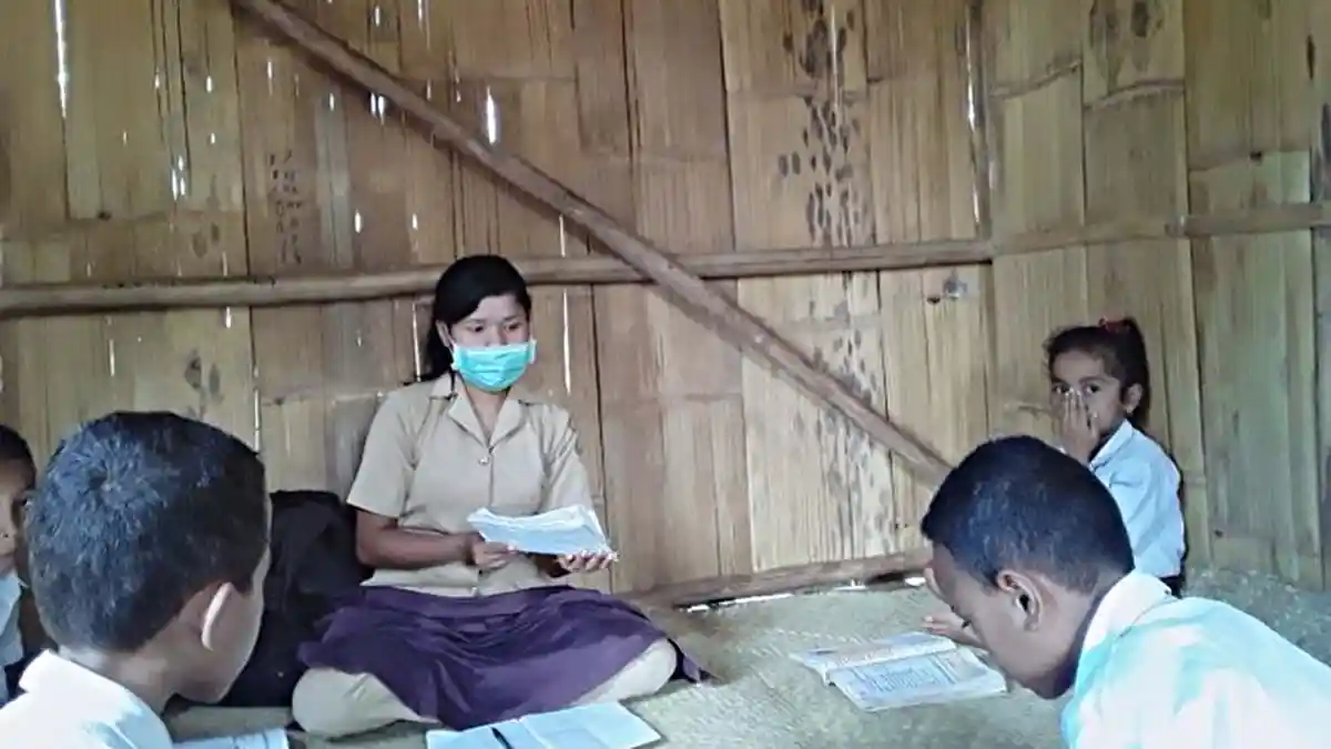 Nasib Miris Tenaga Pendidik Daerah, 17 Tahun Mengabdi Cuma Digaji Rp 200 Ribu per Bulan