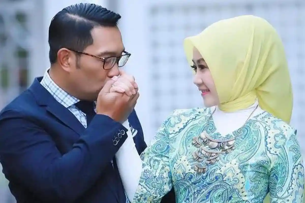 Senyum Lebar Atalia setelah Penetapan Tersangka Lisa Mariana, Sinyal Kuat Rujuk dengan Ridwan Kamil