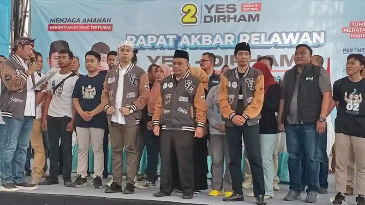 Penasihat DPP Partai Gerindra Hadiri Rapat Akbar Paslon Pilkada Lamongan 2024 No 2 Yuhronur-Dirham