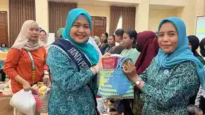 Asisten-Administrasi-Umum-Yusnaeni-mewakili-Pj-Bupati-secd.jpg