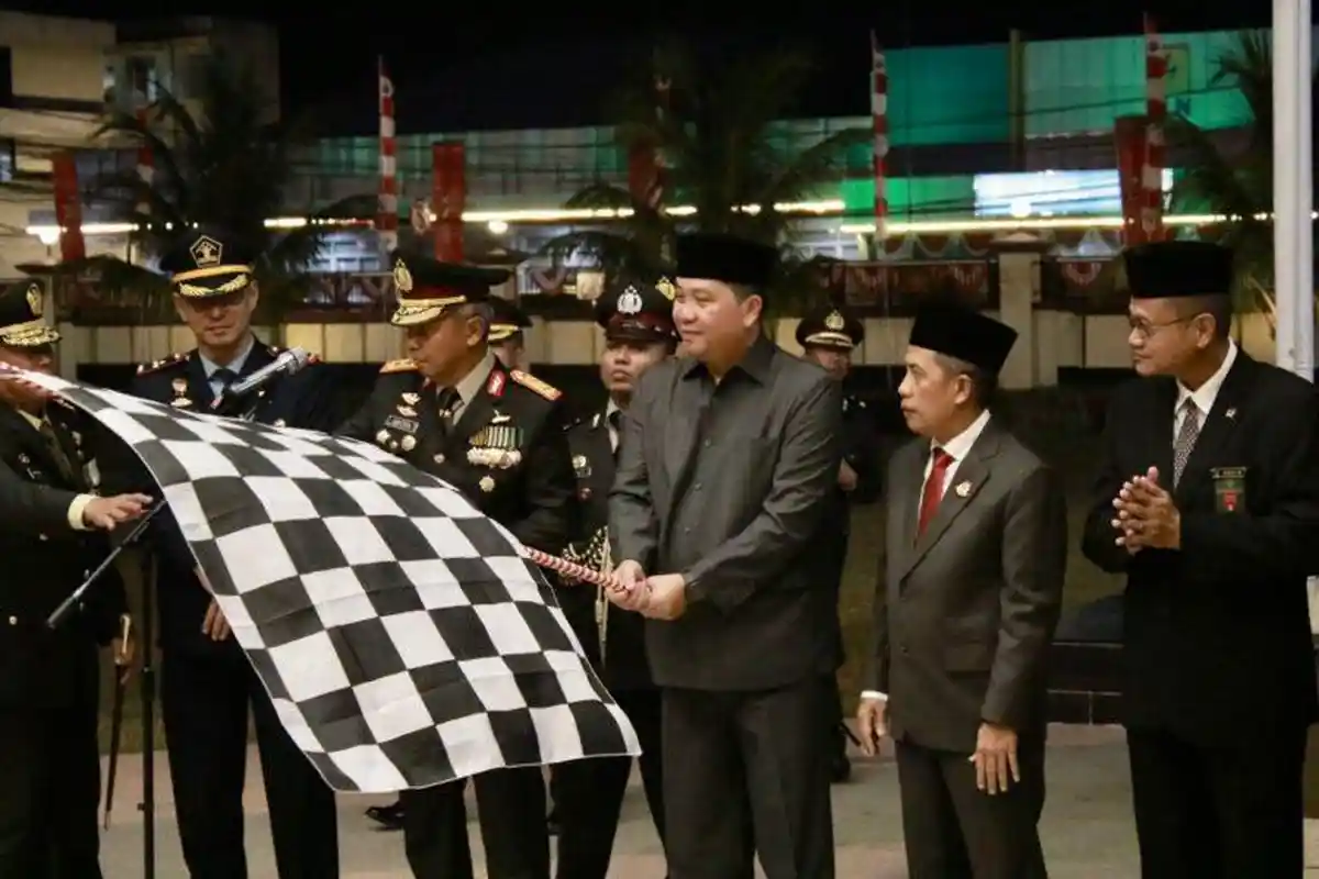 Tadi Malam, Wakil Gubernur Sulawesi Utara Steven Kandouw Ikuti Upacara Taptu dan Lepas Pawai Obor