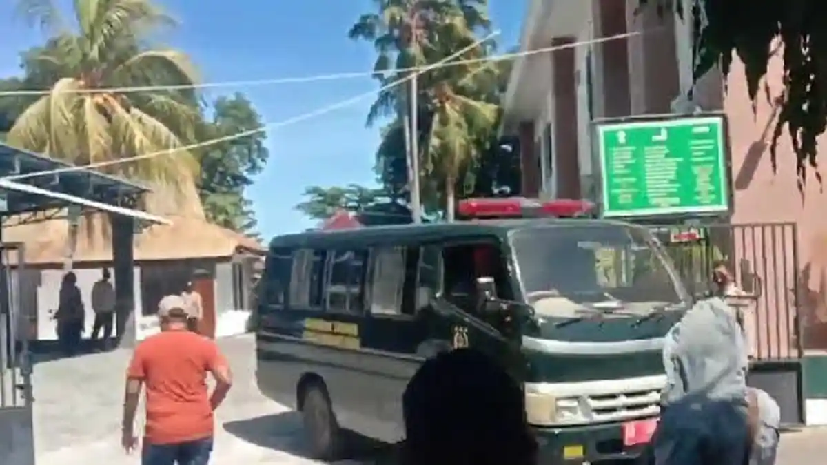 Kasus Astri dan Lael, Randy Badjideh Tiba di Pengadilan
