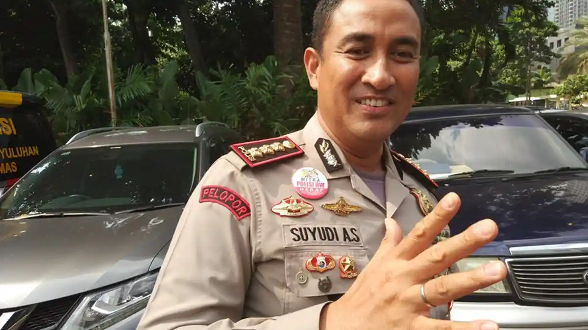 Kapolsubsektor Ditangkap karena Bawa Enam Plastik Sabu