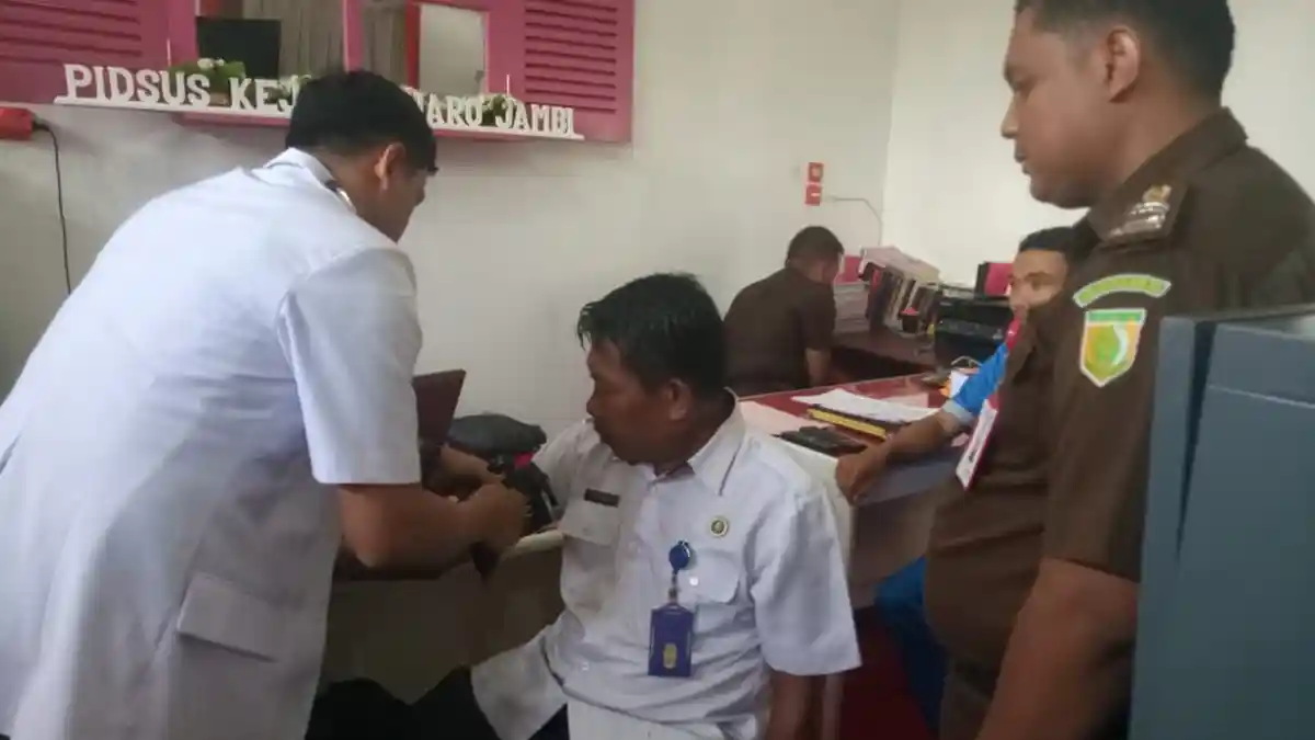 Mantan Lurah Tanjung, Kumpeh Ilir, Dititipkan di Lapas Jambi, Tersangka Dugaan Korupsi Program RTLH