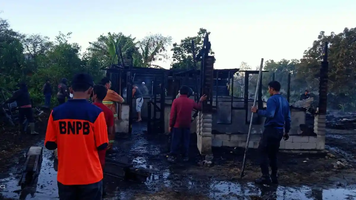 BREAKINGNEWS: Selasa Subuh Ini, 3 Rumah Warga di Bener Meriah Hangus Terbakar