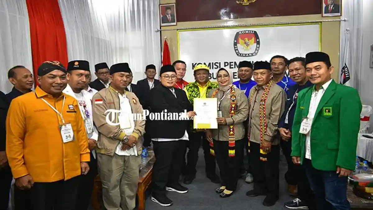 KPU Mempawah Terima Pendaftaran Paslon Bupati dan Wakil Bupati Erlina - Juli