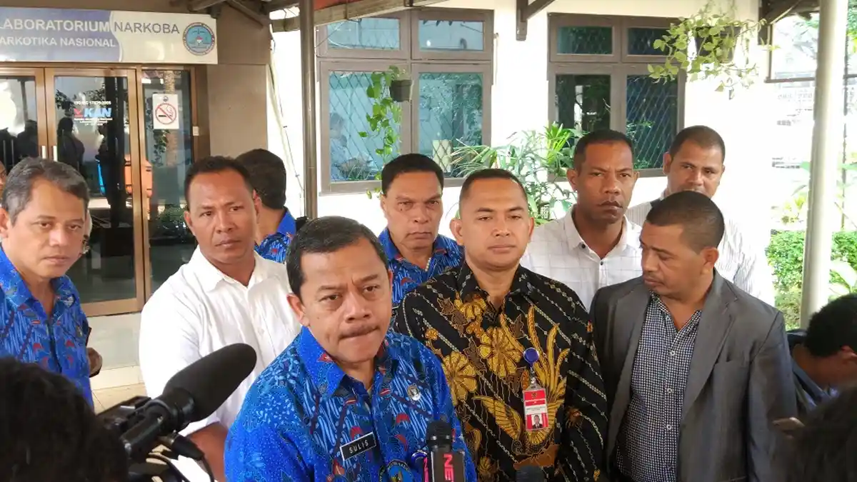Polisi Timor Leste Serahkan Sampel Precursor dari 162 Ton yang Akan Diselundupkan ke Indonesia