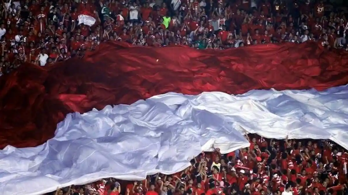 PSSI Imbau Penonton Tidak Bawa Flare saat Indonesia vs Myanmar