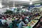 jamaah-di-Masjid-Raya-Aceh-Sepakat-saat-berbuka-puasa.jpg