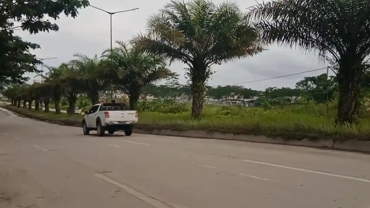 LPJU di Jalan Dekat Jembatan Mahulu Samarinda tak Pernah Padam
