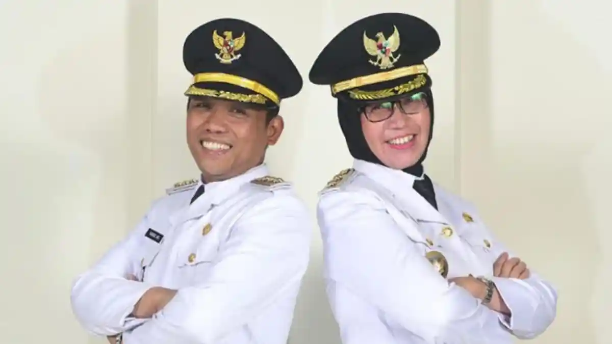 Mengenal Thoriqul Haq dan Indah Amperawati, Pasangan Bupati dan Wakil Bupati Lumajang