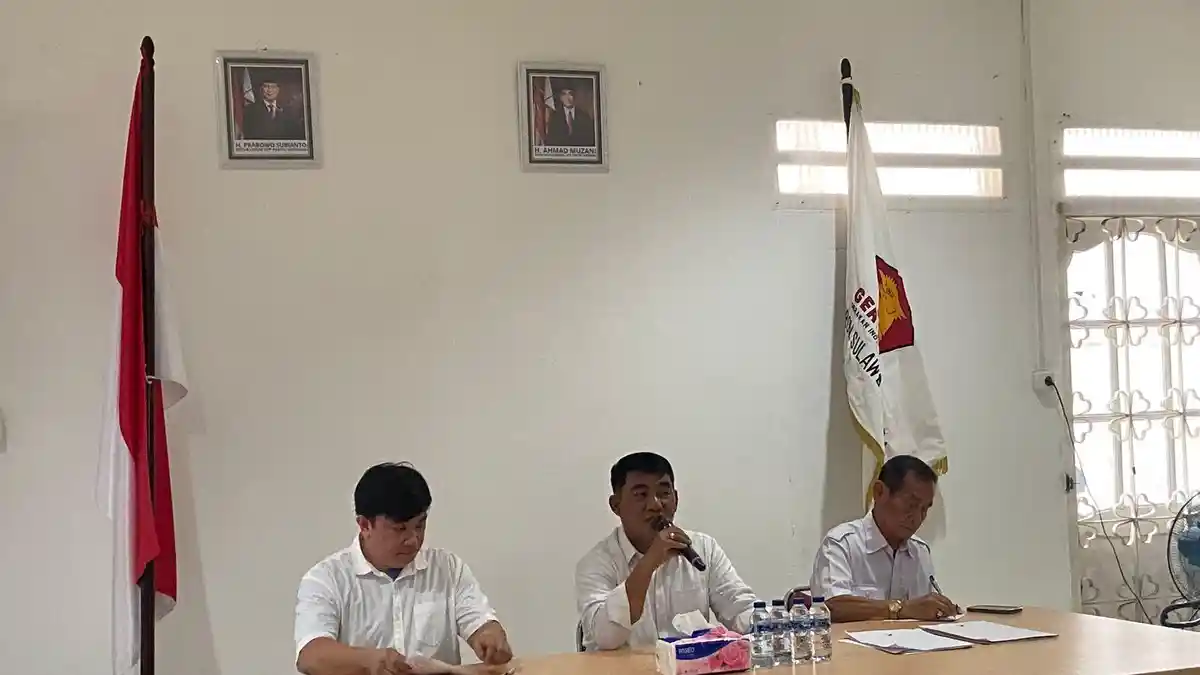 Kumpulkan Caleg Terpilih Gerindra Sulawesi Utara di Manado, Yulius Komaling Ingatkan Kedisipilinan