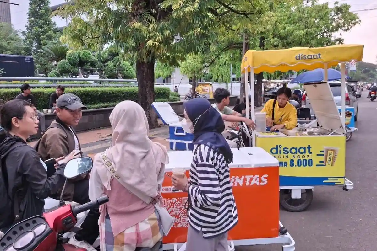 Fenomena Kopi Gerobak Keliling di Kota Semarang, Daya Tarik Bagi Gen Z dan Milenial