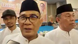 Amsal-Sampetondok-ganti-ketua-hanura-lutim.jpg