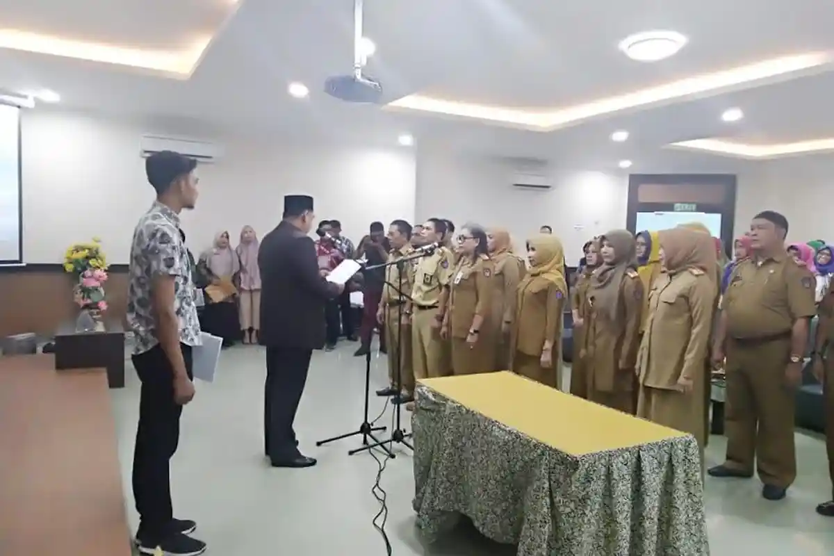 Sekprov Sulsel Lantik Arman Bausat Sebagai Direktur RSKD Dadi