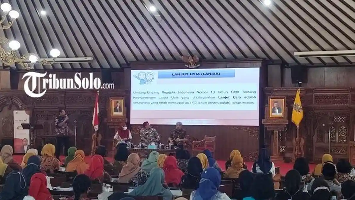 Seminar Hari Lansia Ke-27 di Klaten, Sekda Jajang Prihono Berpesan Lansia Harus Produktif