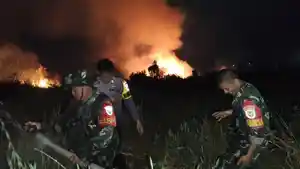 Meski-Diguyur-Hujan-Terus-Tapi-Kebakaran-Lahan-Masih-Terjadi-di-Ogan-Ilir-Disebut-Akibat-Ulah-Warga.jpg