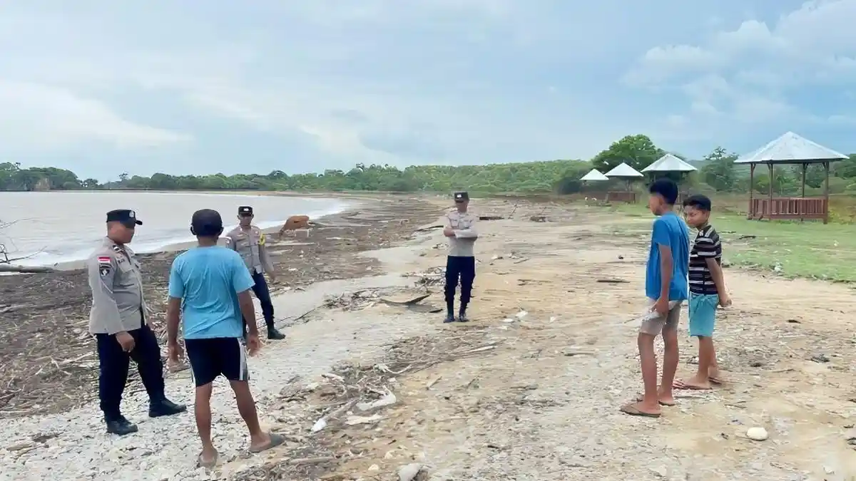Polsek Rote Tengah Edukasi Masyarakat Antisipasi Cuaca Ekstrem