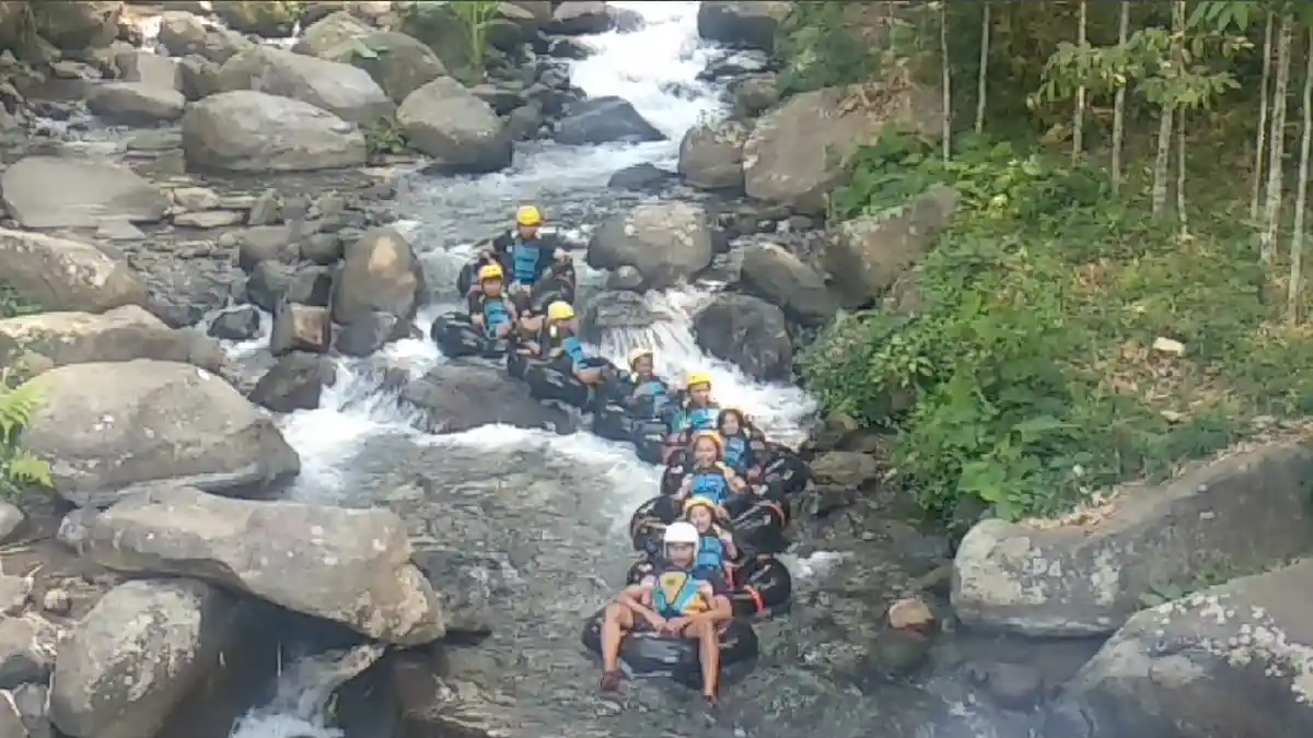 Yuk Jajal River Tubing Cikadongdong, Wisata Adrenalin dari Majalengka