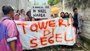 Warga-Lembar-Lombok-Barat-Segel-Tower-Provider.jpg