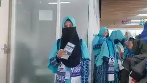 Ibu-Rumah-Tangga-dari-Kediri-Berangkat-Umrah-Gratis-Lewat-Program-Komunitas-AlFatihRPS.jpg