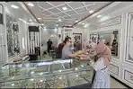 Harga Emas Perhiasan Hari Ini di Aceh Timur, Segini Harga Emas Per Mayam dan Harga Emas Antam 