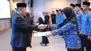 20250731_Hidayat-Arsani-melantik-PPPK.jpg