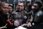 Silmy Karim Menyerahkan Diri Ke KPK