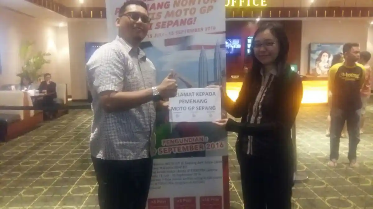 Hadiah Undian HUT FIFGROUP ke-27 Tiga Warga Manado Nonton Gratis MotoGP Sepang - fifgroup_20161017_093757.jpg
