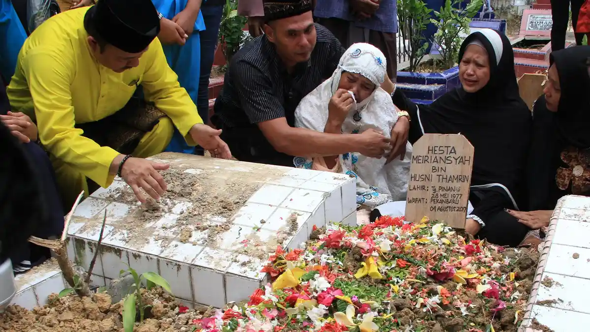 Benjolan Kecil di Kepala Belakang Mendiang dr Ryan Thamrin Sedianya Akan Dioperasi