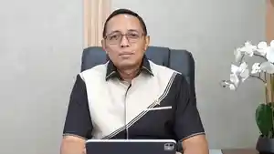 Hasan-Nasbi-mundur-dari-posisinya-di-Kabinet-Merah-Putih.jpg