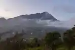 update-gunung-merapi-meningkat-penggembungan-tubuh-gunung-merapi-capai-18-cmhari.jpg
