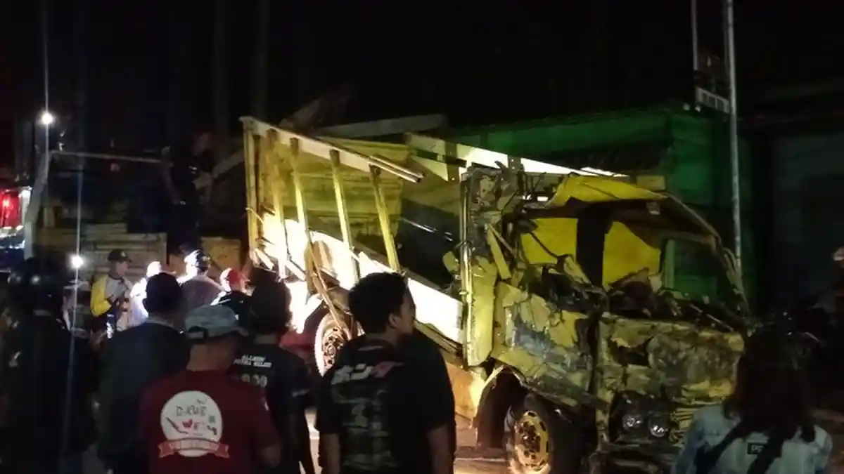Detik-detik Kecelakaan Maut di Kota Batu, Saksi: Truk Sapi Melaju Kencang di Jalanan Curam