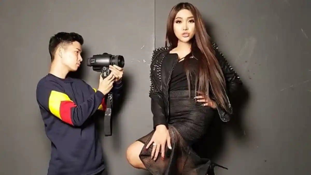Beredar Video Lucinta Luna Menyanyi Sendiri, Netizen Emosi Saat Mendengar Suaranya