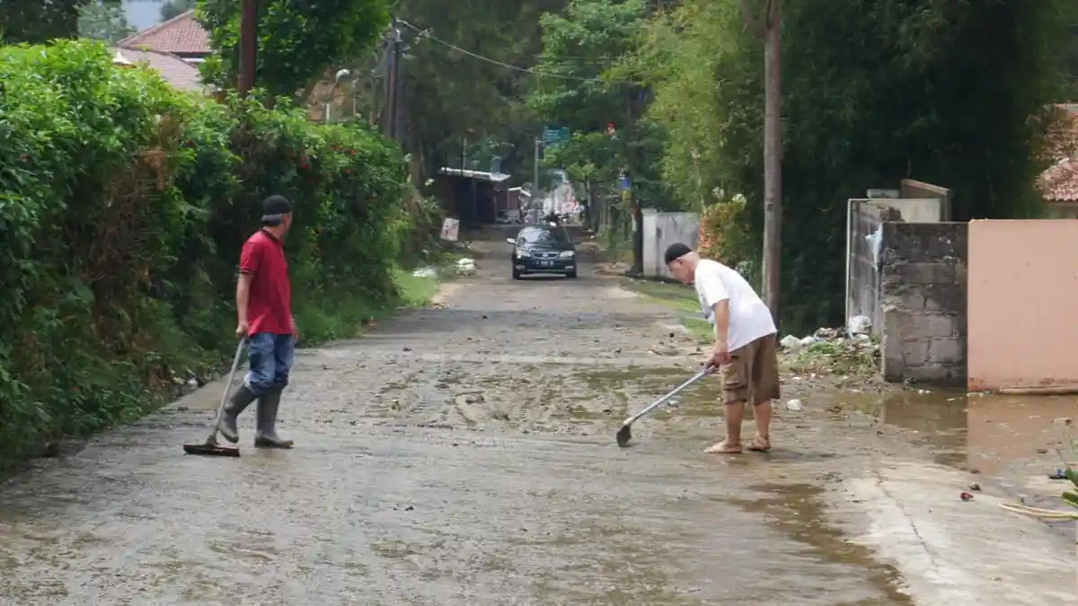Banjir Kotoran Sapi di Lembang, DLH KBB Tak Bisa Beri Sanksi pada Peternak, hanya Bisa Lakukan Ini