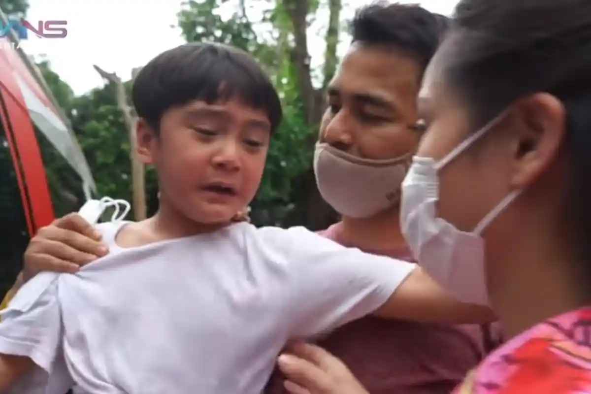 Rafathar Nangis Akan Swab Lewat Hidung, Nagita Slavina Tegas Tunjuk Baim Wong : Jangan Ngetawain