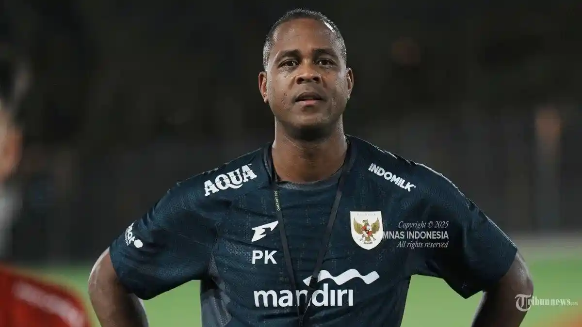 Patrick Kluivert Ogah Pusingkan Faktor Wasit, Optimis Timnas Indonesia Kalahkan Arab Saudi Malam Ini