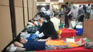 Donor-darah-perayaat-HUT-ke-27-SKST.jpg