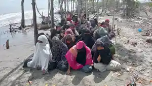 Imigran-Rohingya-mendarat-di-Kecamatan-Madat-Aceh-Timur-Kamis-31102034.jpg