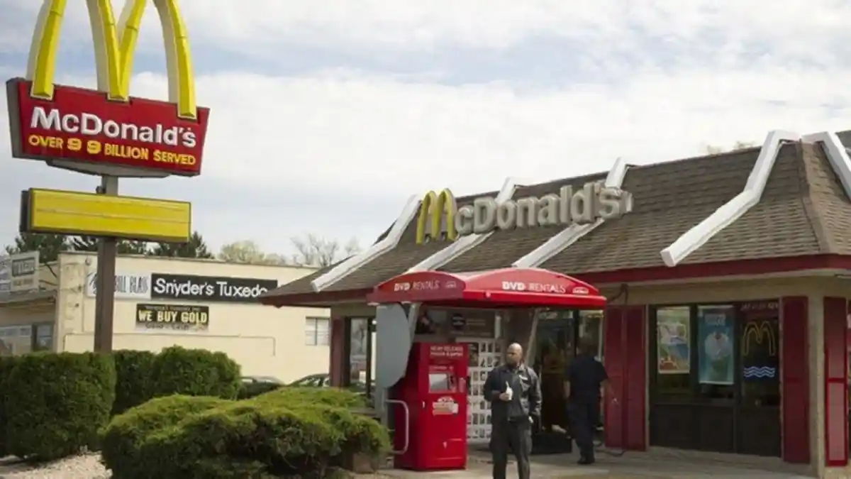 Baru Masuk Islam, Wanita Baltimore Dapat Pelecehan Seksual Dari Pekerja dan Manajer McDonald