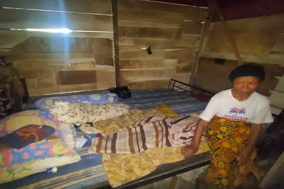 Kisah Seorang Nenek di Palembang,  Berbuka Puasa dengan Air Putih di Tengah Wabah Covid-19