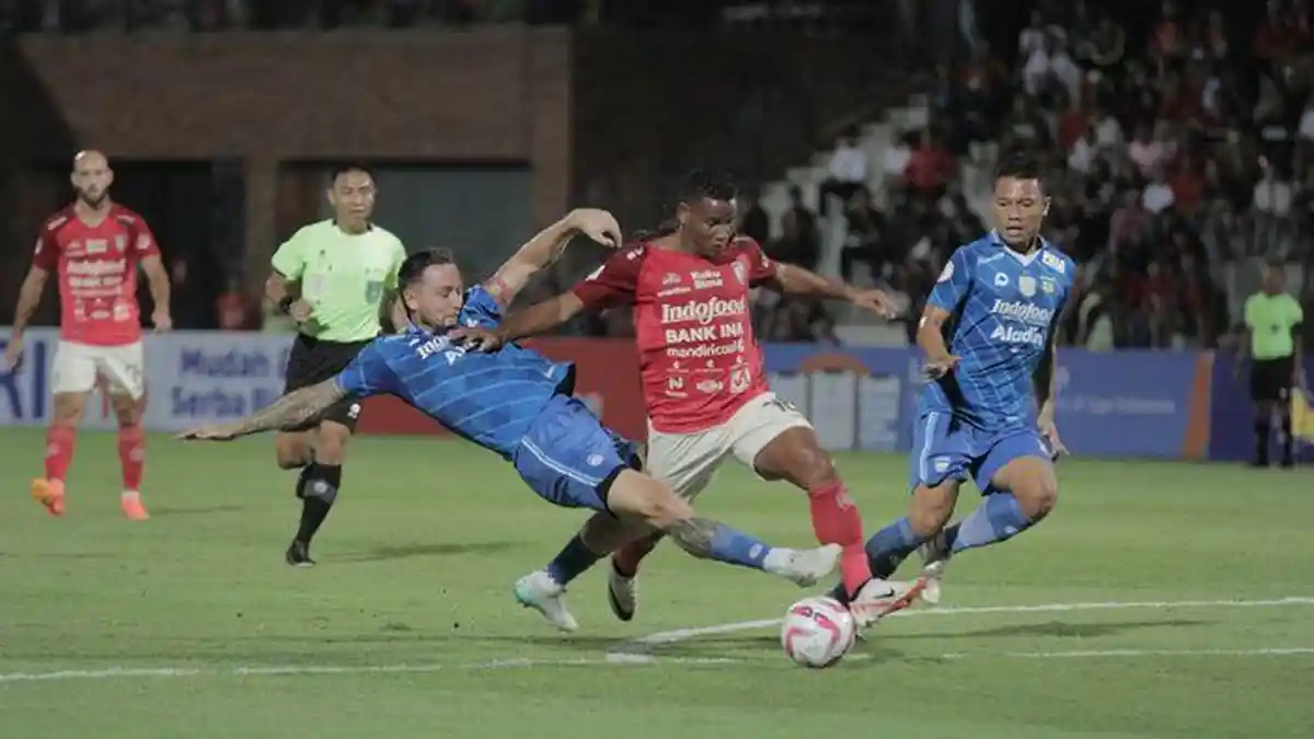 Benarkah Marc Klok Cedera Serius saat Persib Bandung Lawan PSM Makassar? Begini Kondisinya Kini