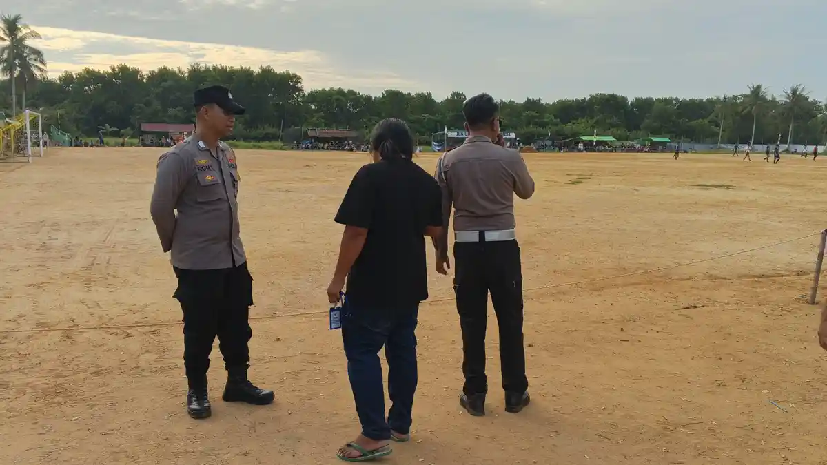 Polsek Singkawang Utara Lakukan Pengamanan Turnamen Architen Putra Semelagi Cup 2026 - Tribunpontianak.co.id