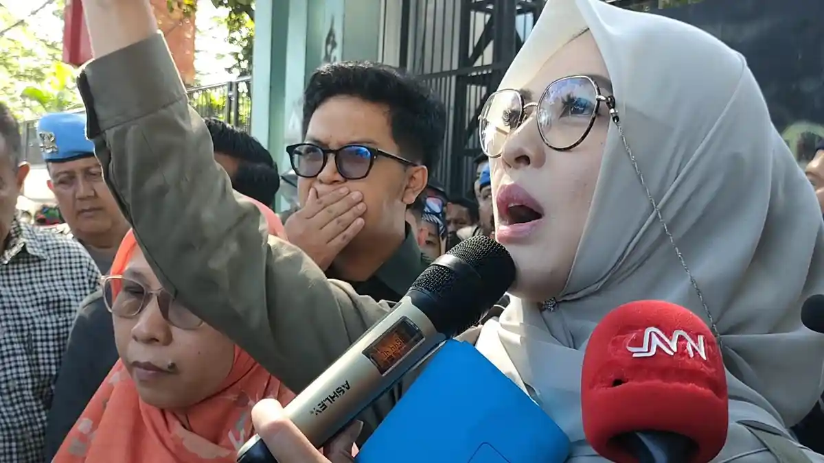 Detik-detik Ketua DPRD Sulsel Minta Maaf ke Buruh