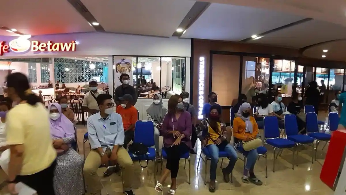 Vaksin Ngabuburit, Polsek Denpasar Barat Gandeng Level 21 Mall Denpasar