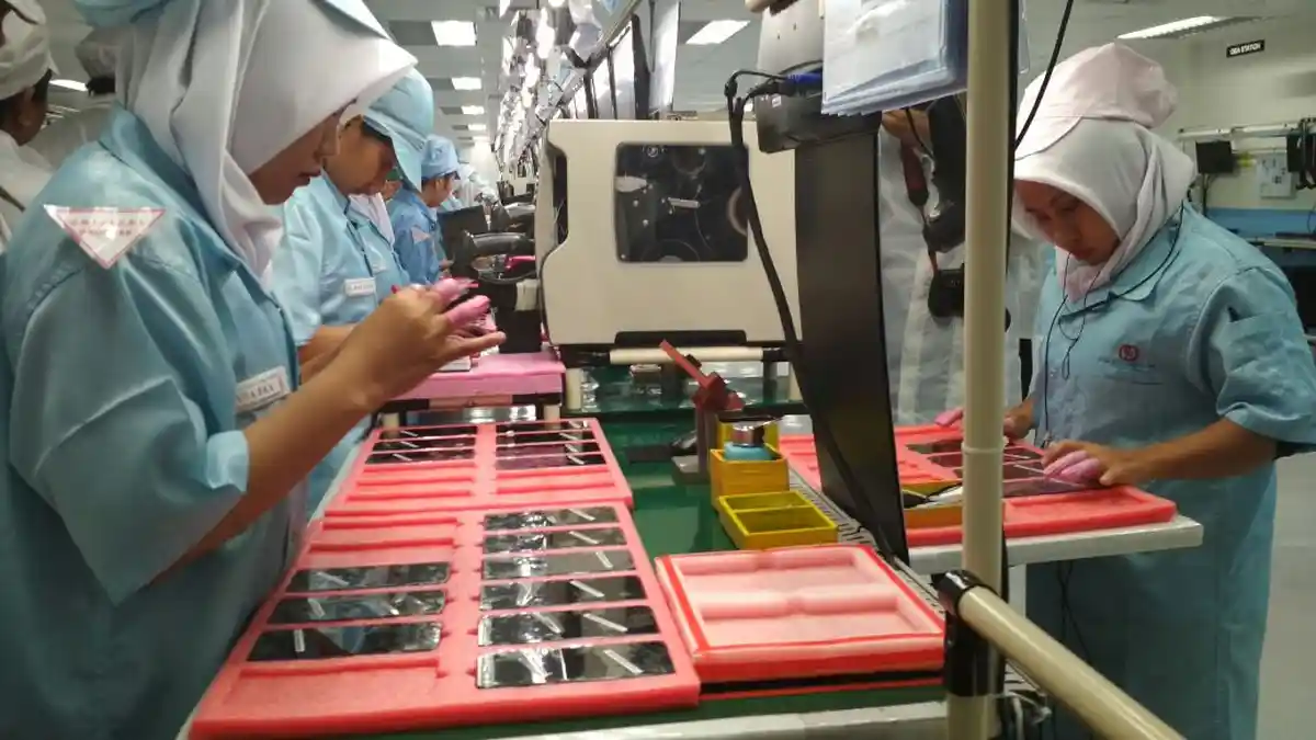 Crossing Saham, Investor Asing Beli Rp 125,4 Miliar Saham Sat Nusapersada Batam (PTSN)