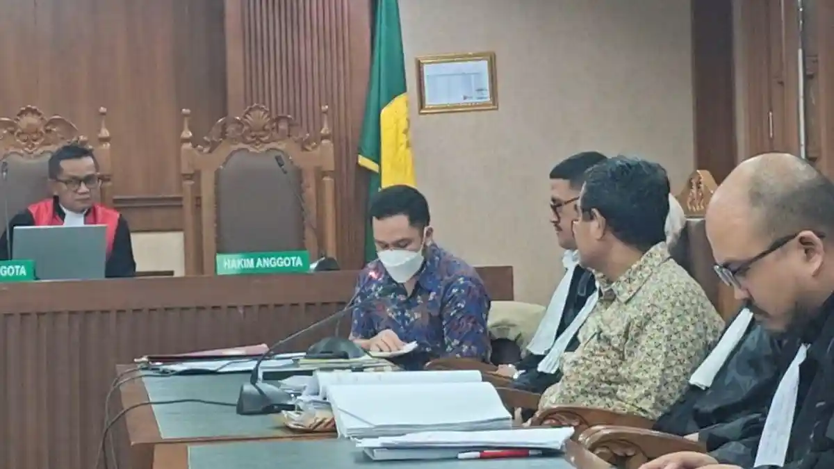 Vonis Eks Jaksa Azam Akhmad Diperberat dari 7 Tahun Menjadi 9 Tahun Penjara
