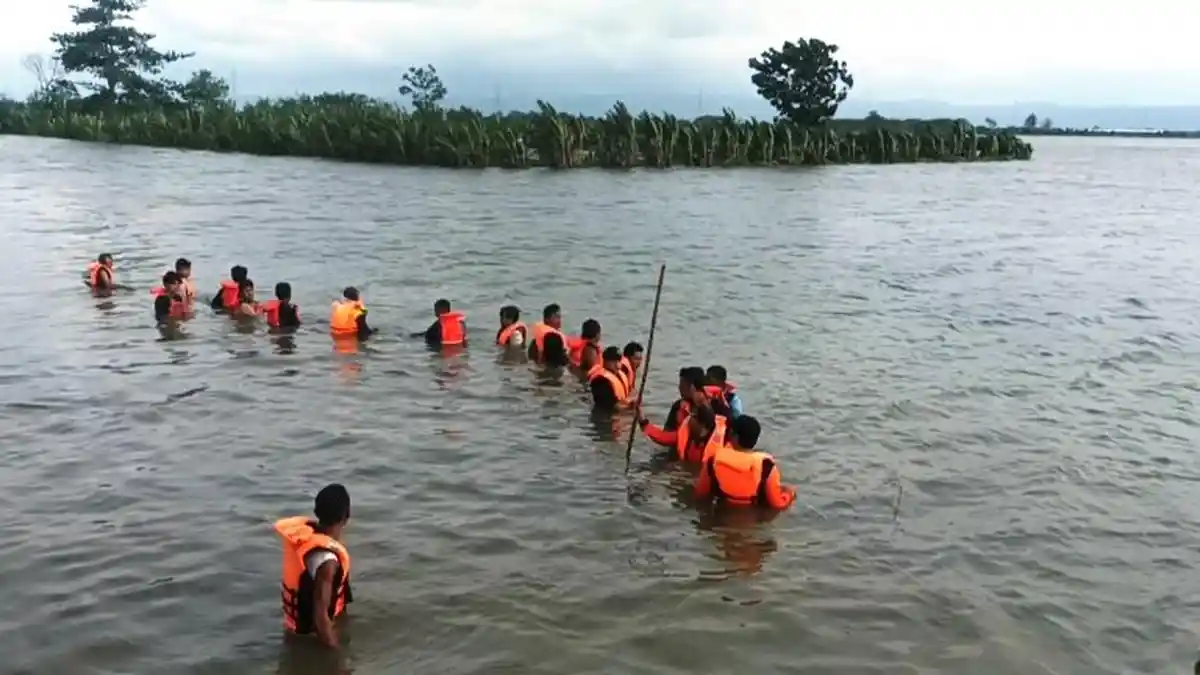Hari Kedua, Tim Pencarian Dua Korban Tenggelam di Kudus Hanya Temukan Celana