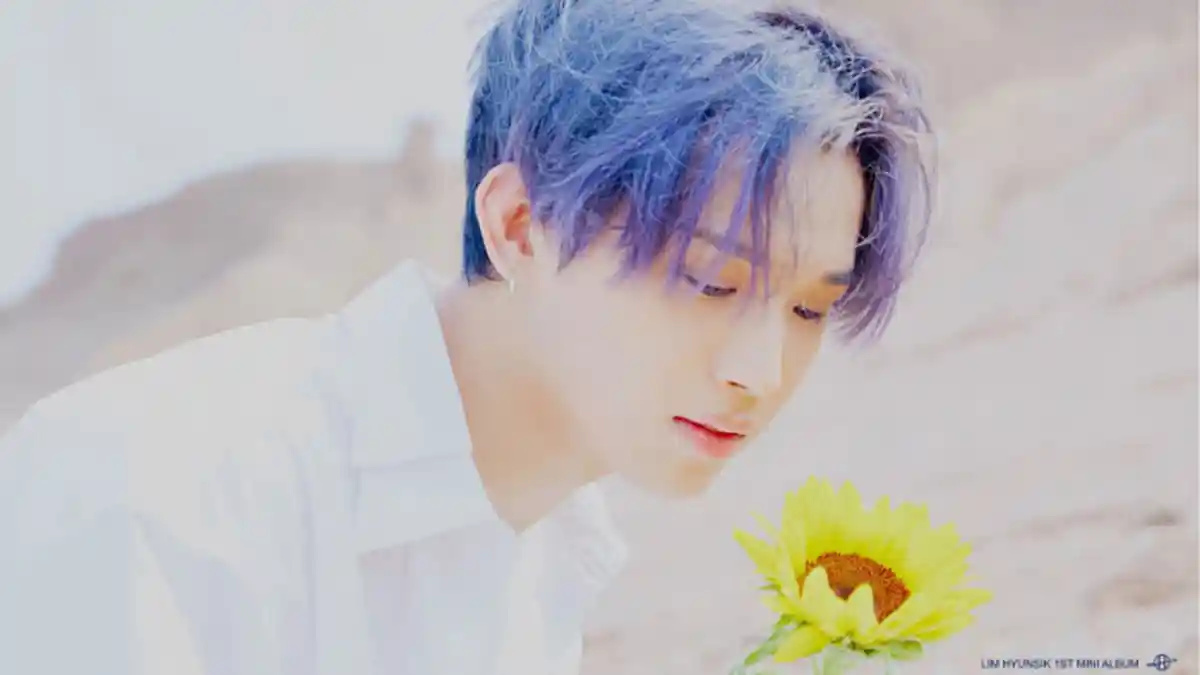 Bertemakan Luar Angkasa, Hyunsik BTOB Tandai Debut Solo dengan Rilis MV 'Dear Love'