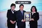 Catatkan Capaian Positif, BSI Jadi Bank Syariah Terbaik dan Hery Gunardi Jadi CEO of The Year
